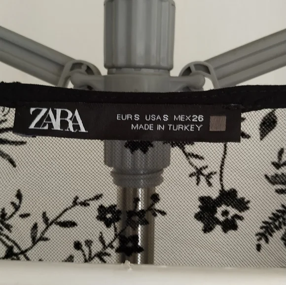 Zara Ruffled Tulle Floral Blouse - Picture 9 of 12